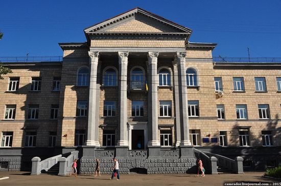 The monuments of Stalinist architecture in Zhitomir, Ukraine, photo 5