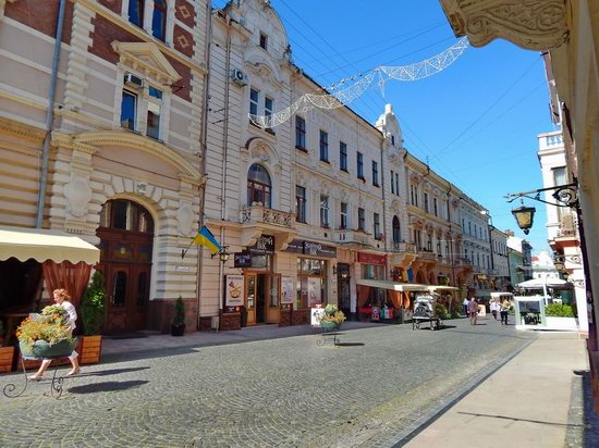 Chernivtsi city streets, Ukraine, photo 10