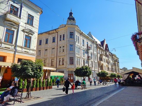 Chernivtsi city streets, Ukraine, photo 11