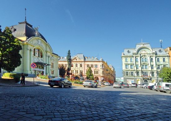 Chernivtsi city streets, Ukraine, photo 14