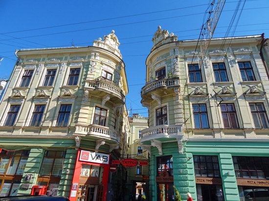 Chernivtsi city streets, Ukraine, photo 19