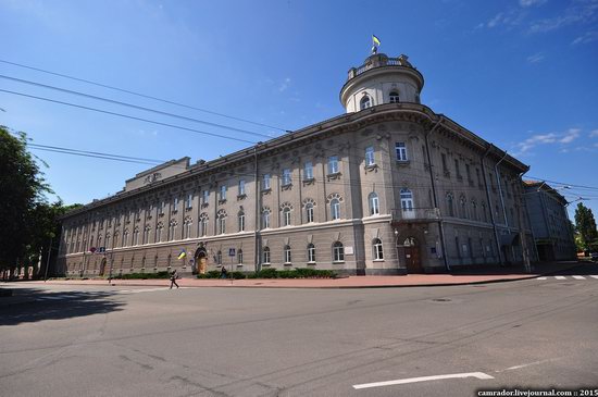 Sunny day in Chernihiv, Ukraine, photo 11