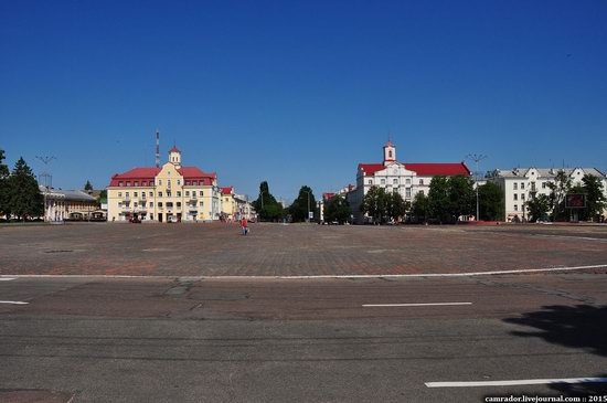 Sunny day in Chernihiv, Ukraine, photo 13