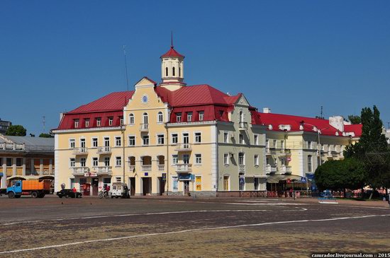 Sunny day in Chernihiv, Ukraine, photo 14