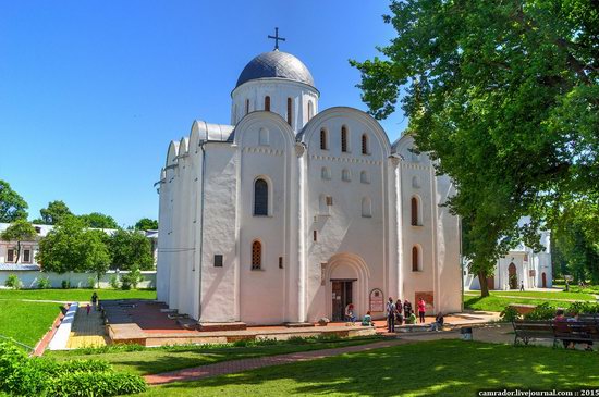 Sunny day in Chernihiv, Ukraine, photo 19