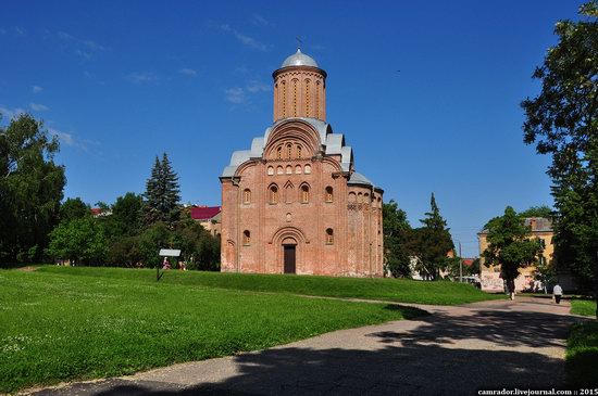 Sunny day in Chernihiv, Ukraine, photo 9