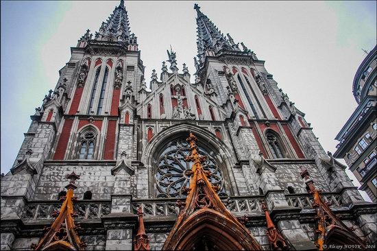 Gothic Cathedral of St. Nicholas, Kyiv, Ukraine, photo 1