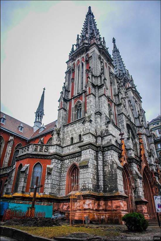 Gothic Cathedral of St. Nicholas, Kyiv, Ukraine, photo 3