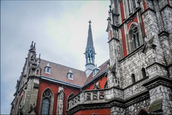 Gothic Cathedral of St. Nicholas, Kyiv, Ukraine, photo 4