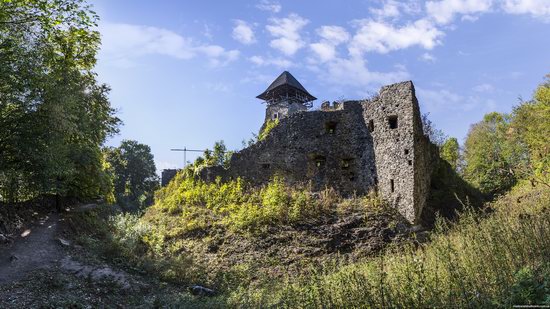 The ruins of Nevytsky Castle, Zakarpattia region, Ukraine, photo 2