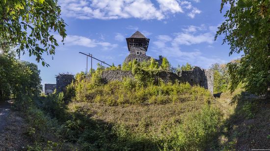 The ruins of Nevytsky Castle, Zakarpattia region, Ukraine, photo 3