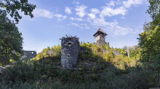 The ruins of Nevytsky Castle, Zakarpattia region, Ukraine, photo 4