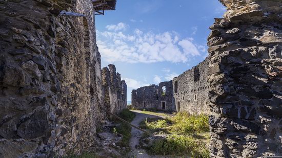 The ruins of Nevytsky Castle, Zakarpattia region, Ukraine, photo 6