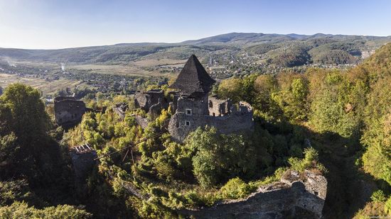 The ruins of Nevytsky Castle, Zakarpattia region, Ukraine, photo 9