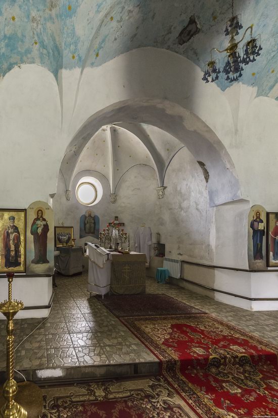 Holy Protection Fortress-Church, Sutkivtsi, Ukraine, photo 12