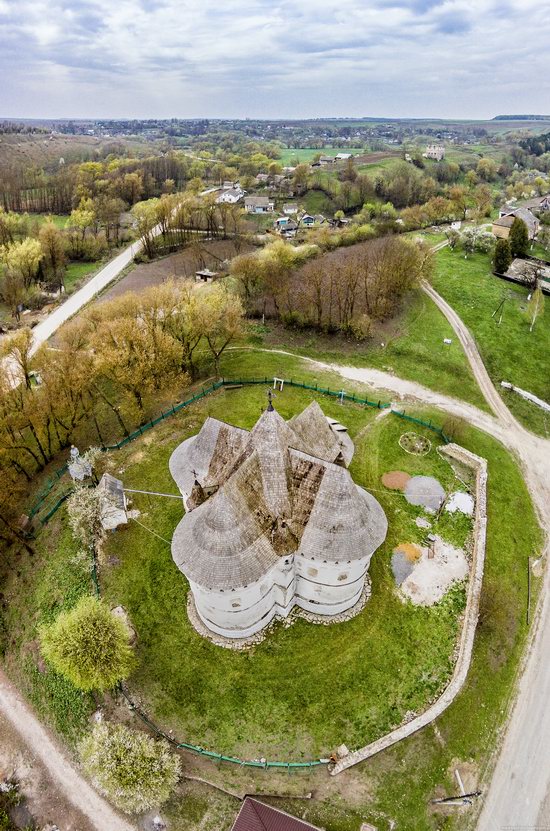 Holy Protection Fortress-Church, Sutkivtsi, Ukraine, photo 5