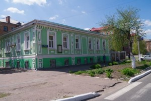 Let’s take a walk on Khreshchatyk Street in Cherkasy · Ukraine travel blog