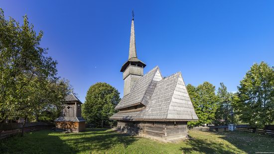 Church of the Dormition, Novoselytsya, Ukraine, photo 3