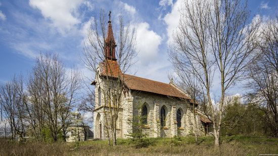 Catholic Church in Burdyakivtsi, Ternopil region, Ukraine, photo 5