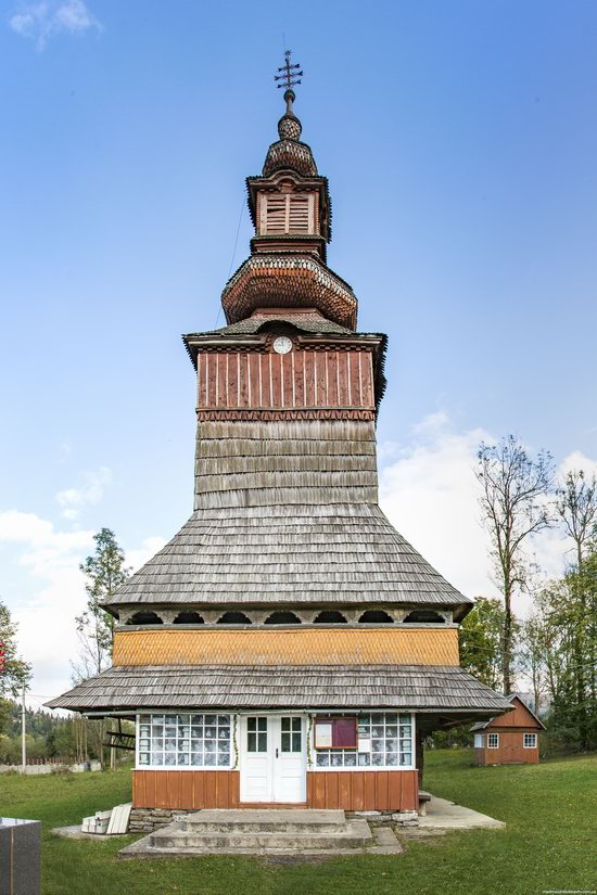 Church of the Nativity of the Virgin in Pylypets, Ukraine, photo 3