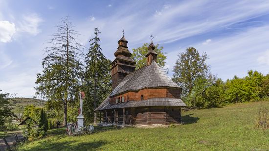 St. Nicholas Church, Chornoholova, Ukraine, photo 4