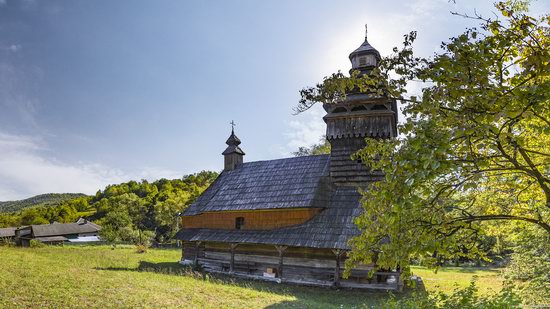 St. Nicholas Church, Chornoholova, Ukraine, photo 8