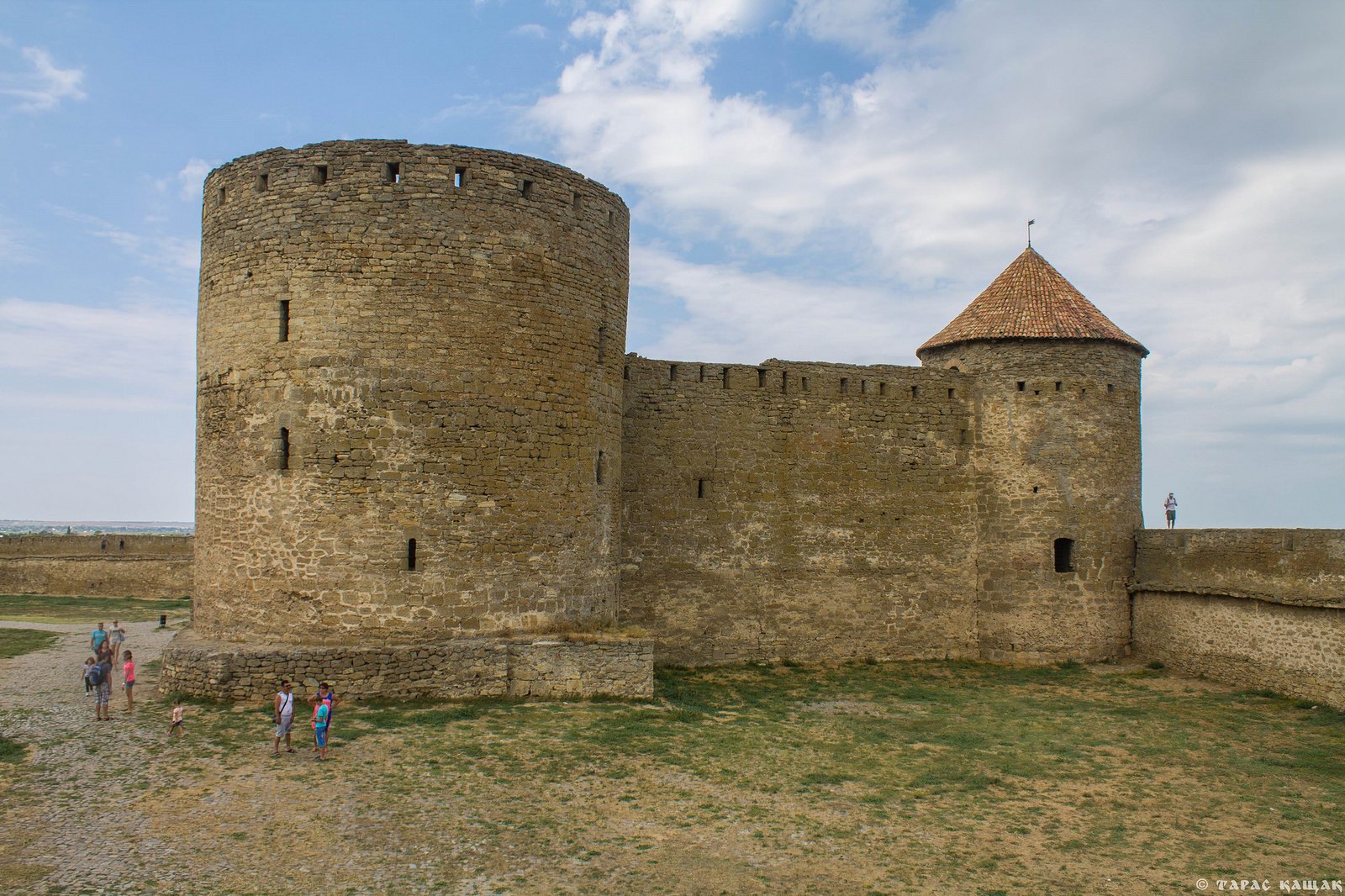 The largest medieval fortress in Ukraine · Ukraine travel blog