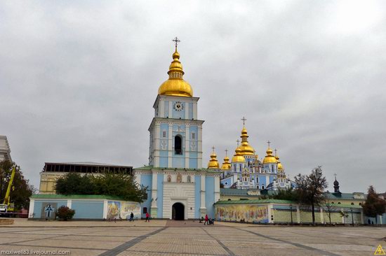 In the center of Kyiv, Ukraine, photo 1