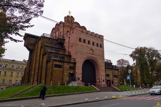 In the center of Kyiv, Ukraine, photo 15