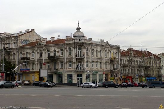 In the center of Kyiv, Ukraine, photo 26