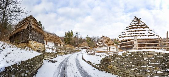 Folk Architecture Museum in Pyrohiv, Kyiv, Ukraine, photo 11