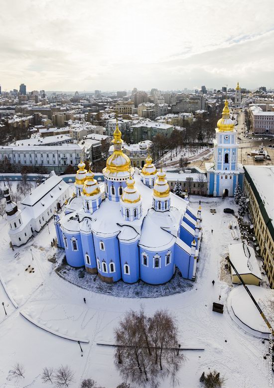 Winter in St. Michael Golden-Domed Monastery, Kyiv, Ukraine, photo 4