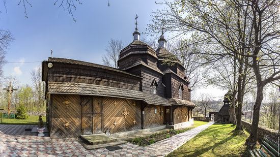 Wooden St. Nicholas Church, Sapohiv, Ukraine, photo 10