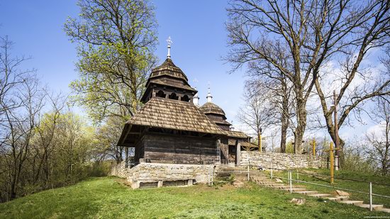 Wooden St. Nicholas Church, Sapohiv, Ukraine, photo 6