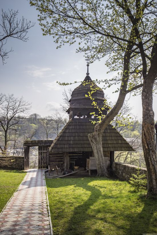 Wooden St. Nicholas Church, Sapohiv, Ukraine, photo 7