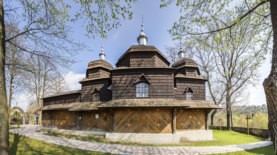 Wooden St. Nicholas Church, Sapohiv, Ukraine, photo 9