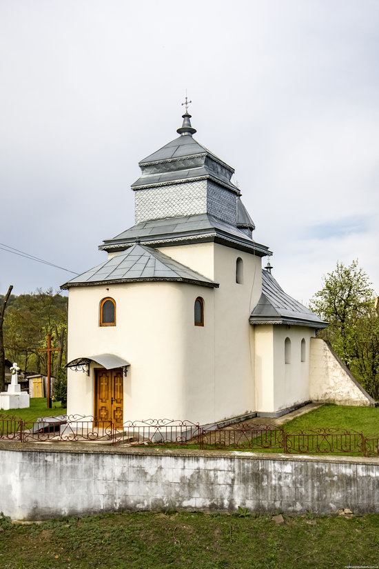 Defensive Church of St. George in Kasperivtsi, Ternopil region, Ukraine, photo 2