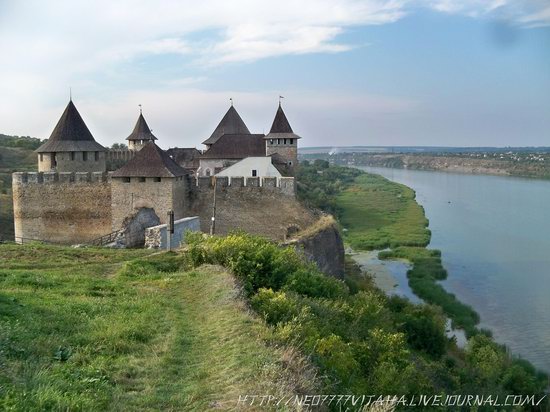 Khotyn Fortress in the Chernivtsi region, Ukraine, photo 3