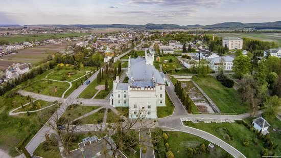 Neo-Gothic Castle in Bilokrynytsya, Ternopil region, Ukraine, photo 4