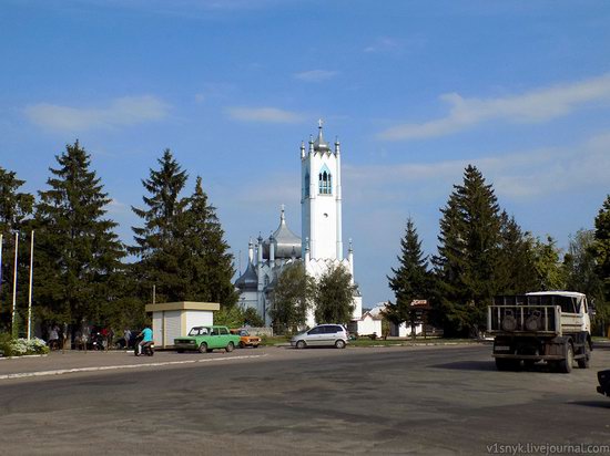 Unusual Orthodox church in Moshny, Cherkasy region, Ukraine, photo 7