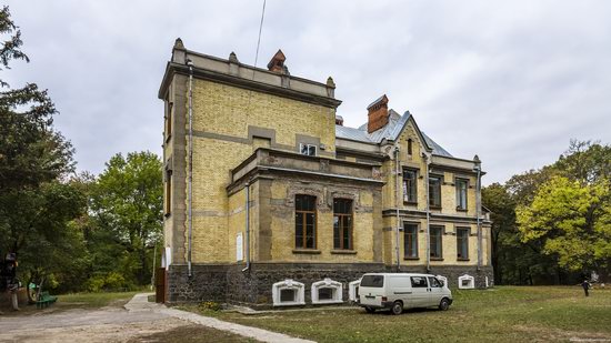 Chikhachev Palace in Mytky, Vinnytsia region, Ukraine, photo 8