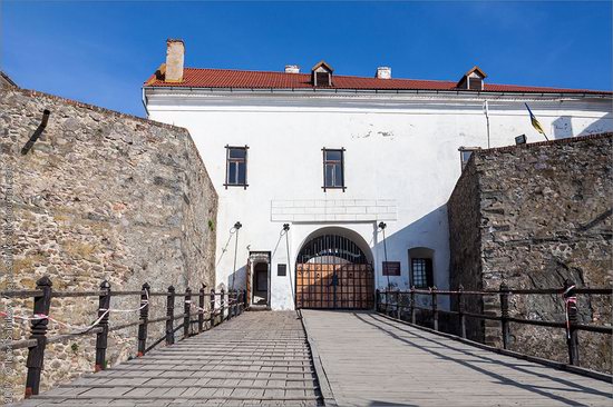 Palanok Castle in Mukacheve, Ukraine, photo 2