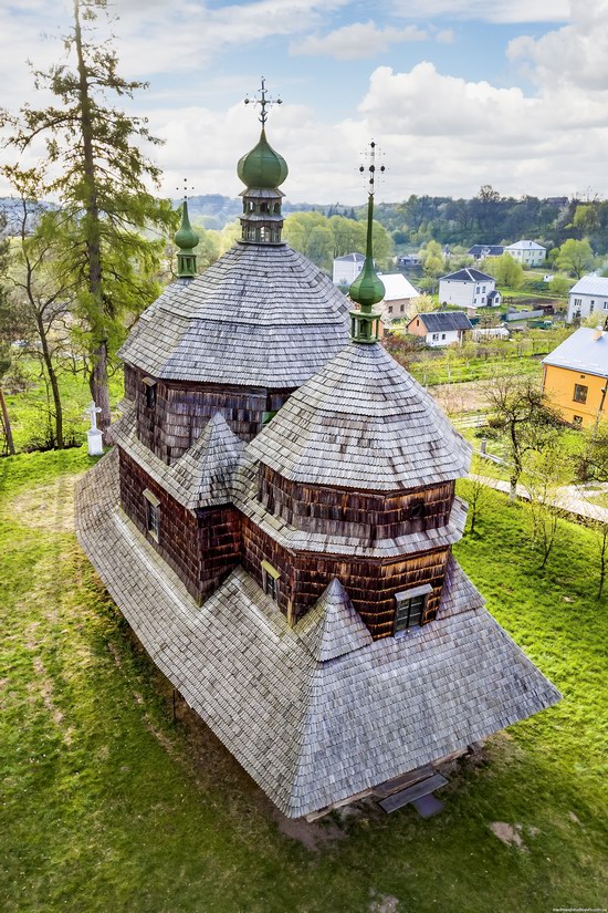 St. Michael Church in Komarno, Lviv region, Ukraine, photo 3