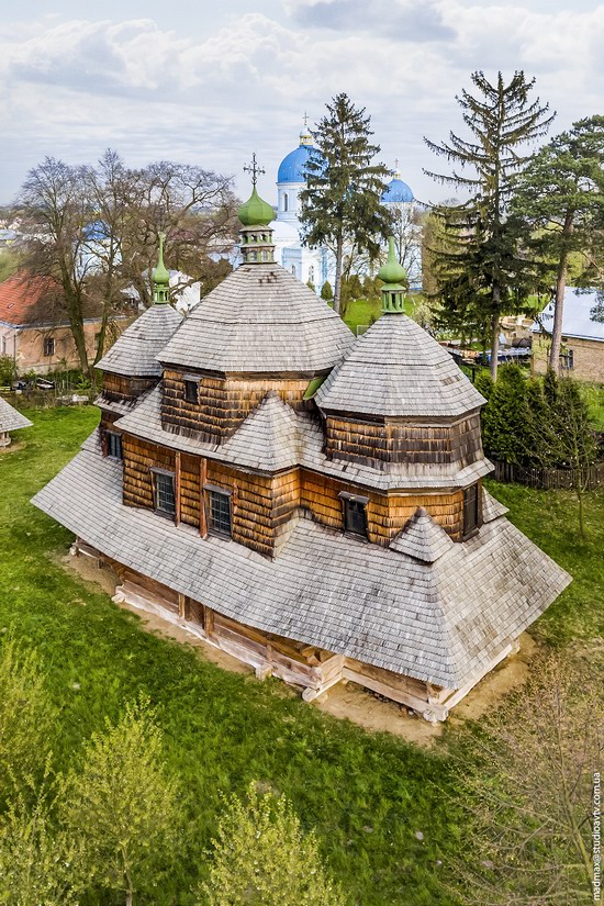 St. Michael Church in Komarno, Lviv region, Ukraine, photo 9