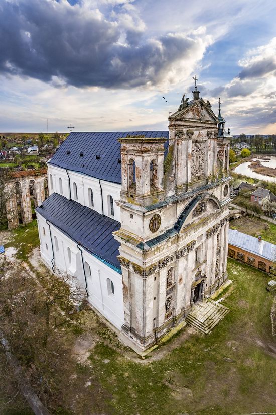 Castle and Roman-Catholic Church in Olyka, Volyn region, Ukraine, photo 18