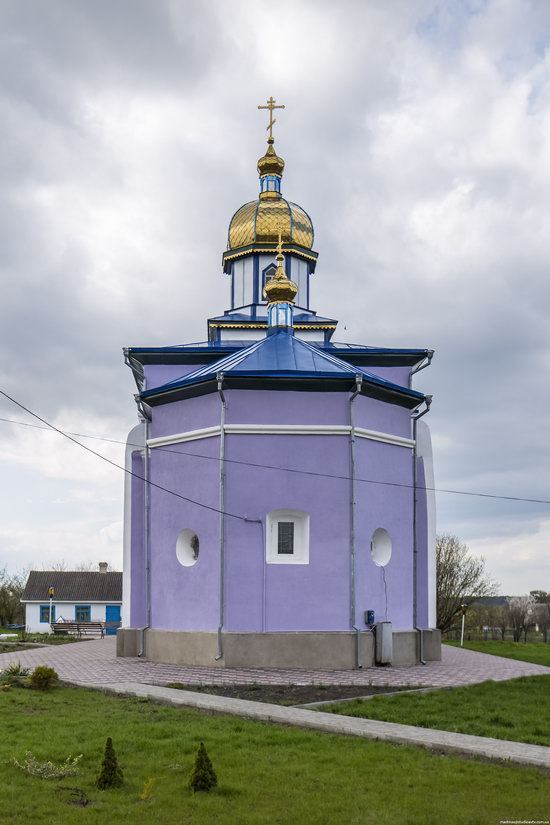 Holy Trinity Church in Trostyanets, Volyn region, Ukraine, photo 5