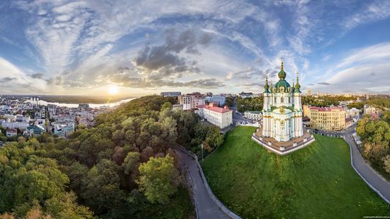 St. Andrew's Church in Kyiv, Ukraine - the view from above, photo 1