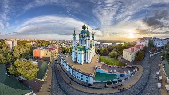 St. Andrew's Church in Kyiv, Ukraine - the view from above, photo 3