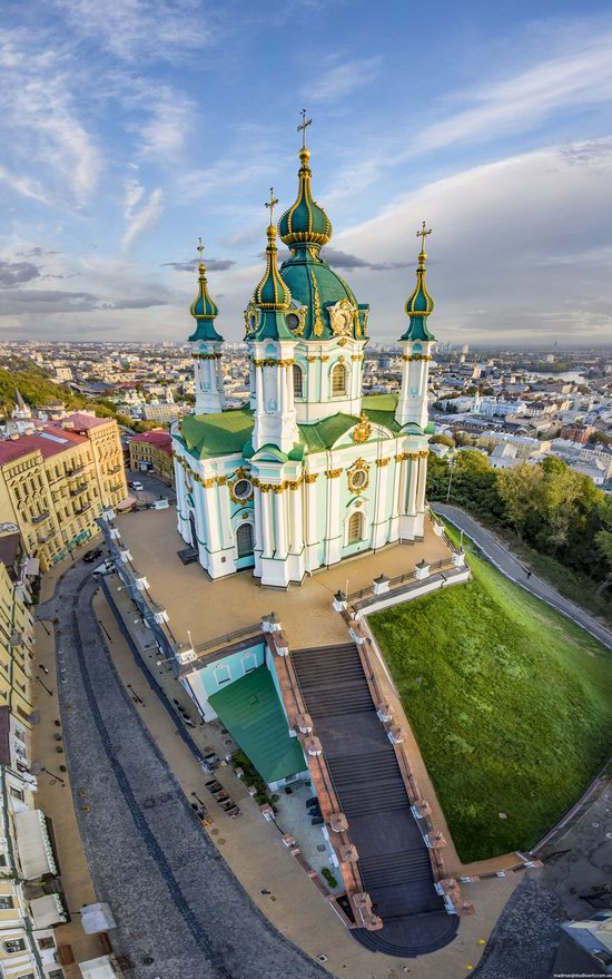 St. Andrew's Church in Kyiv, Ukraine - the view from above, photo 5