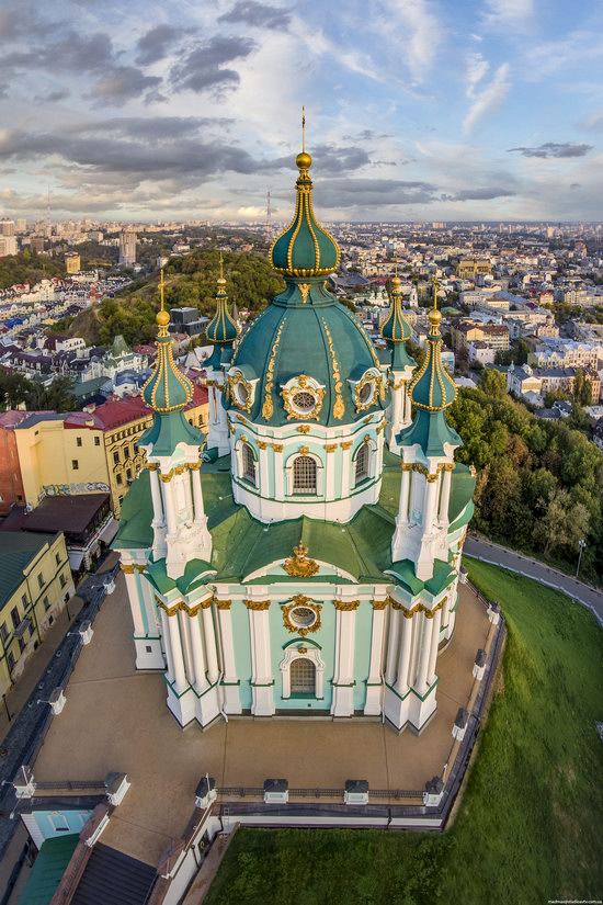 St. Andrew's Church in Kyiv, Ukraine - the view from above, photo 6